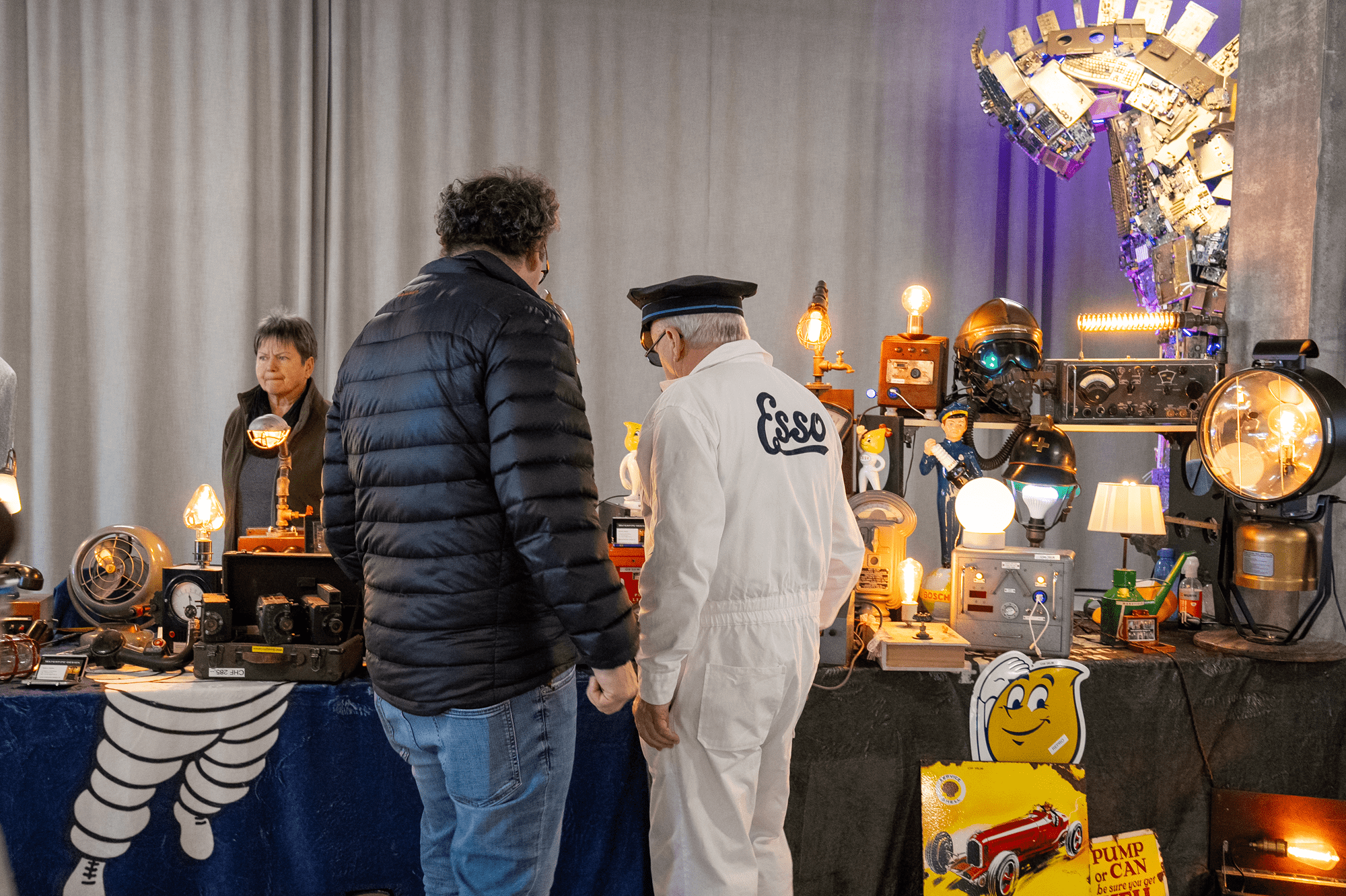 Enter Flohmarkt - Antiquitäten