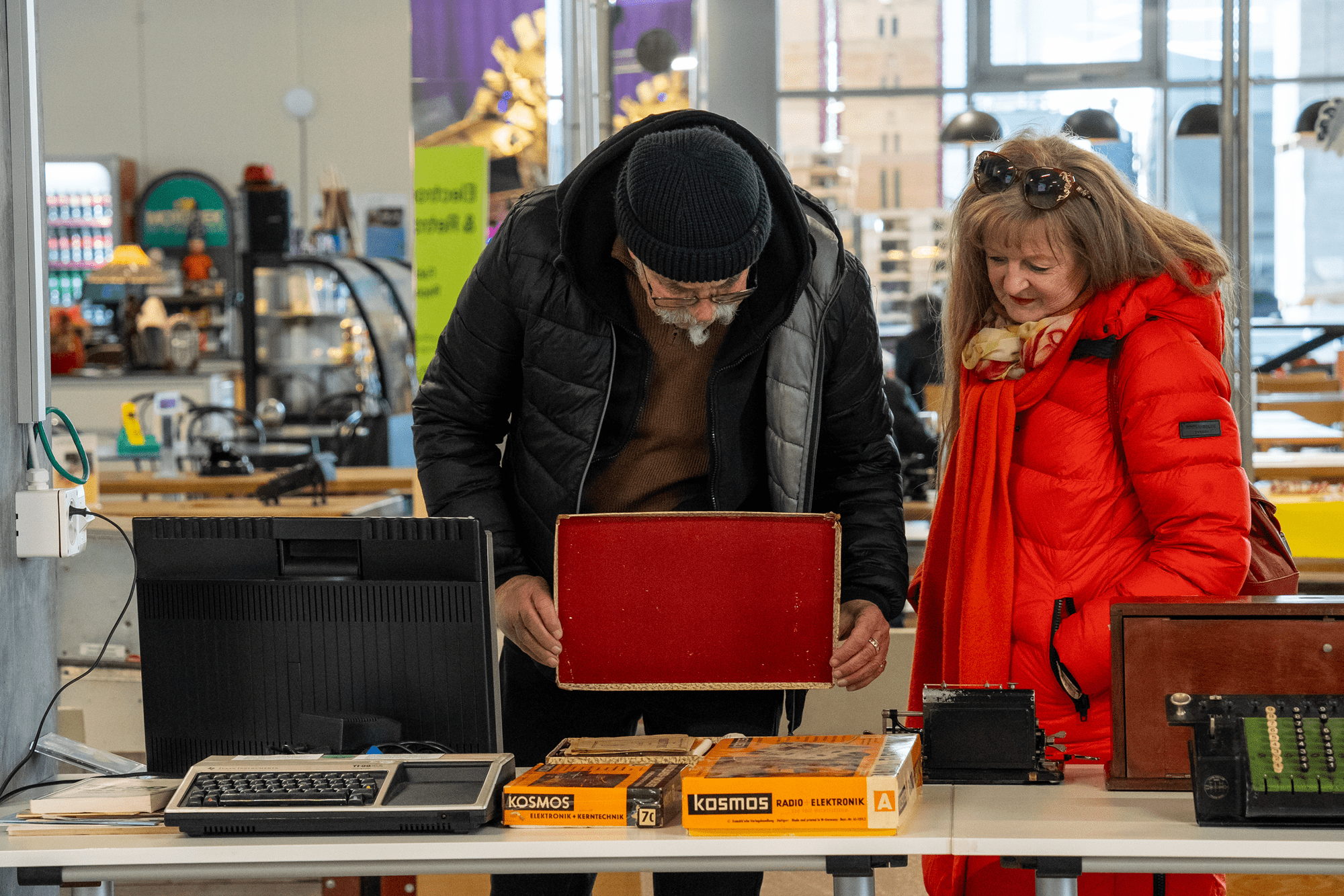 Enter Flohmarkt - Radio & Grammophon